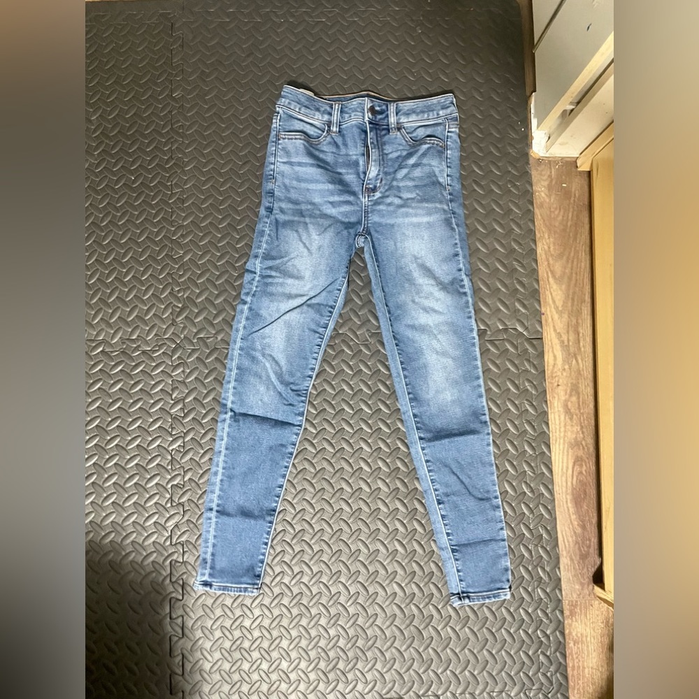 Women’s AE hi-rise jeggings size 0 short
